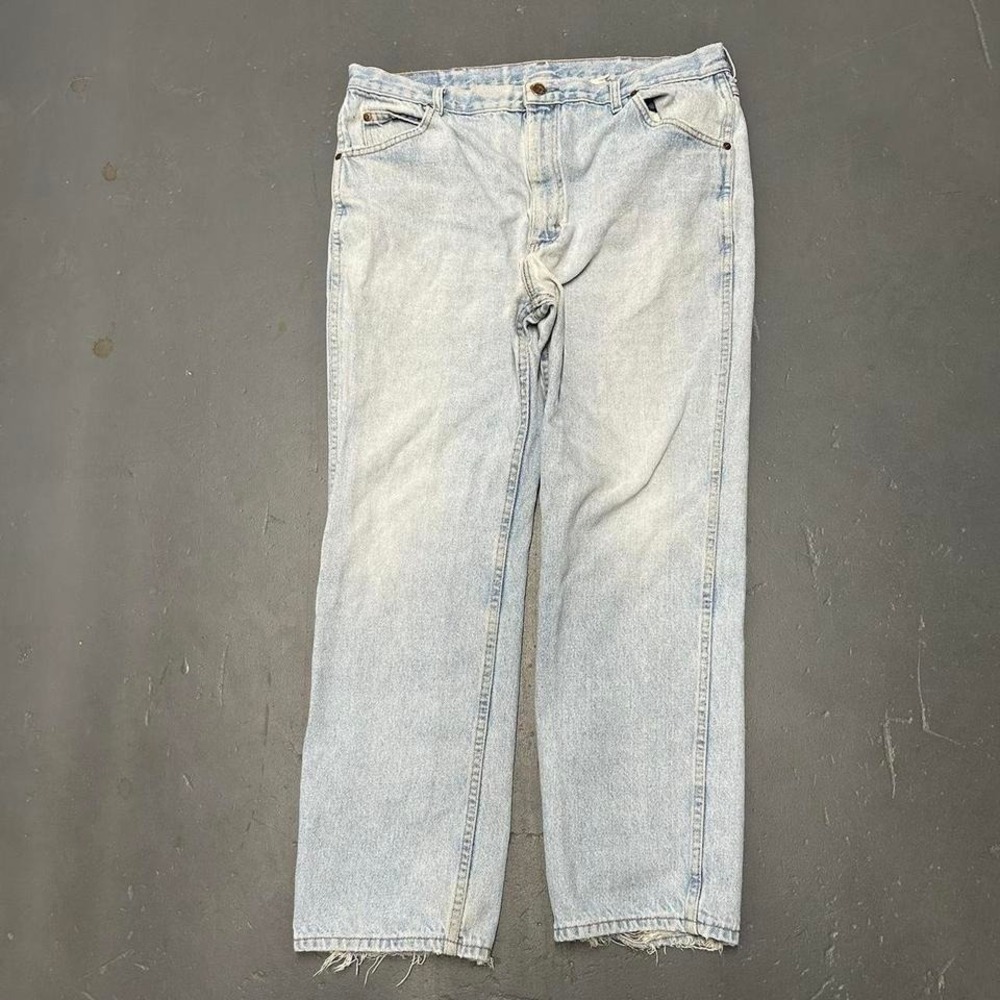 Vintage 90s distressed light washed Roebucks sears straight tapered denim jeans